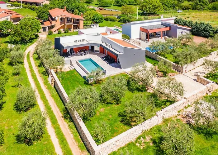Lm Villa Krnica